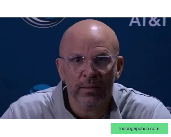 基德因不满判罚与裁判争执本赛季第二次被驱逐出场