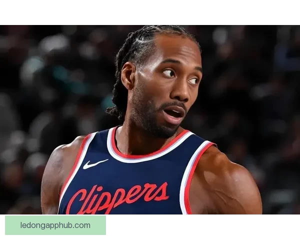 历史第20人！莱昂纳德连续53场得分破20将追平贝勒纪录